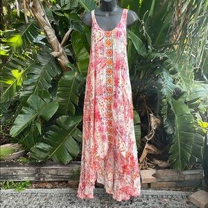 Love, Kyla, Bohemian, Hilow, or asymmetric dress